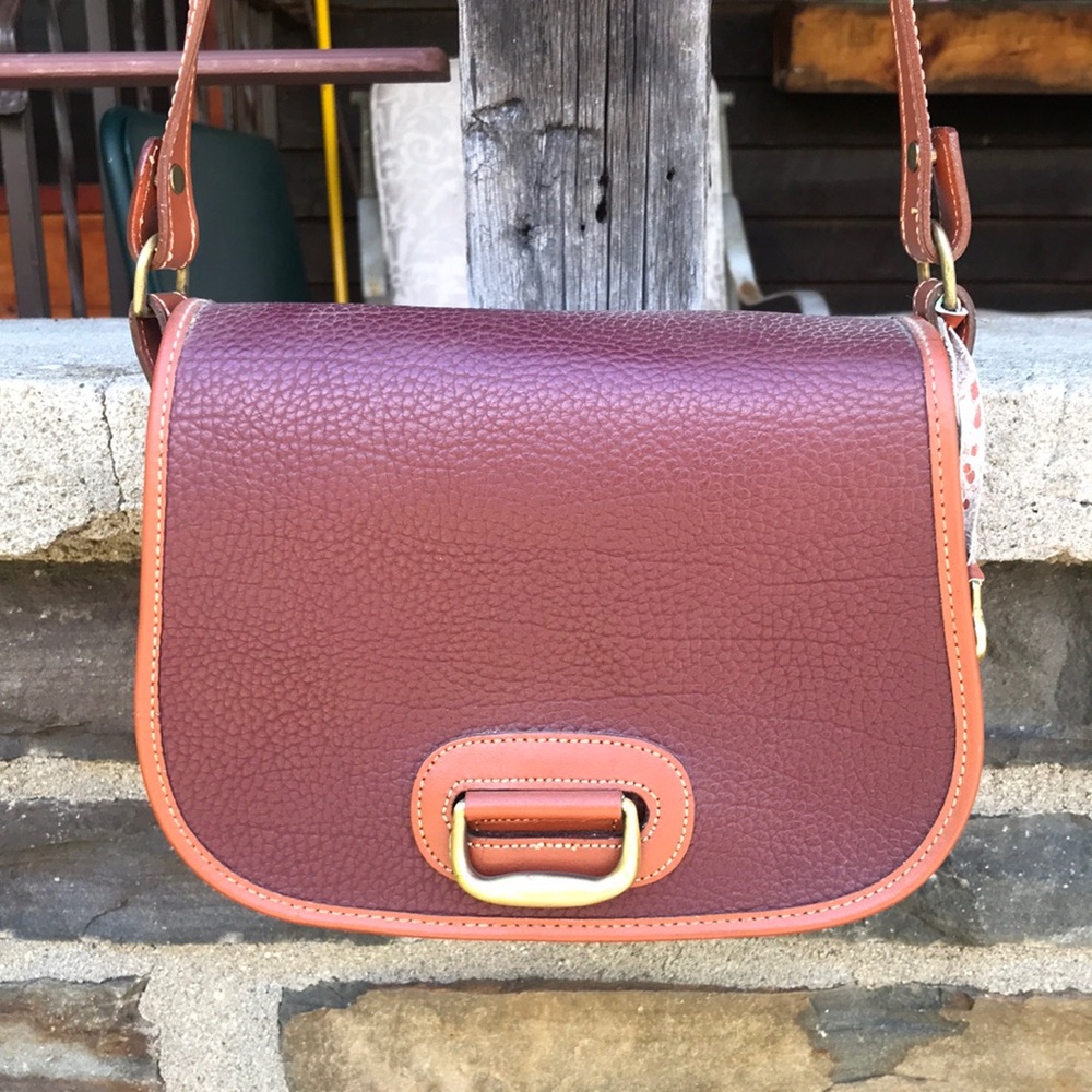 Women's Pebbled leather Dooney & Bourke
